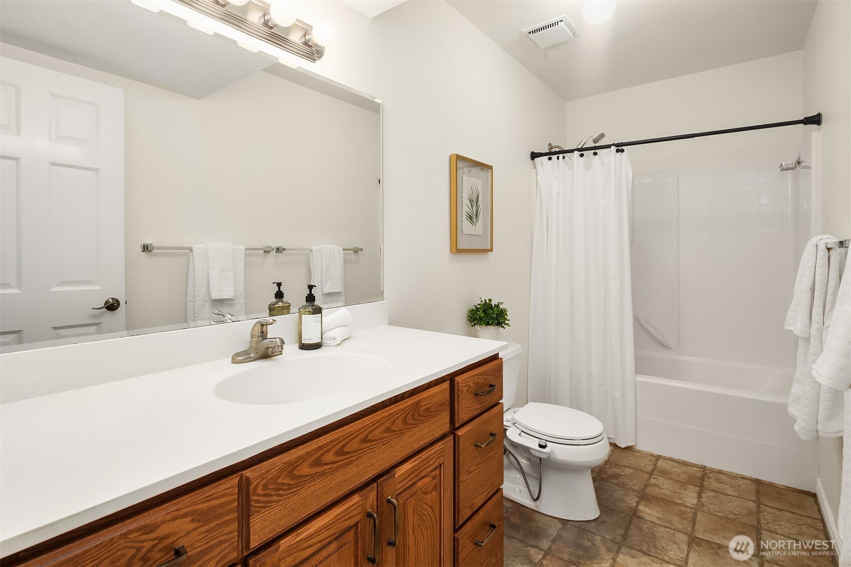 Downstairs guest bathroom