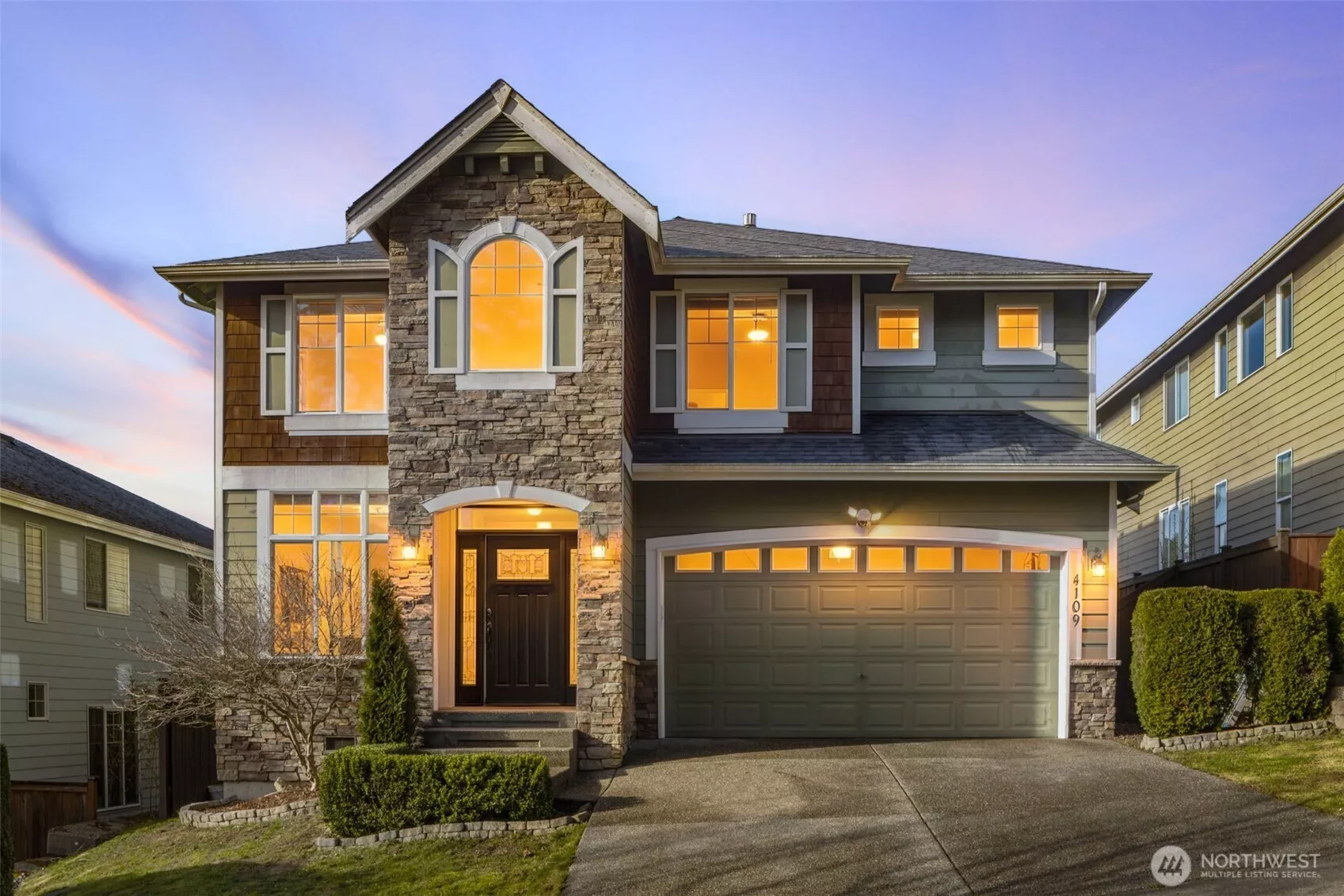 Welcome to this exceptional 2-story craftsman architecture.