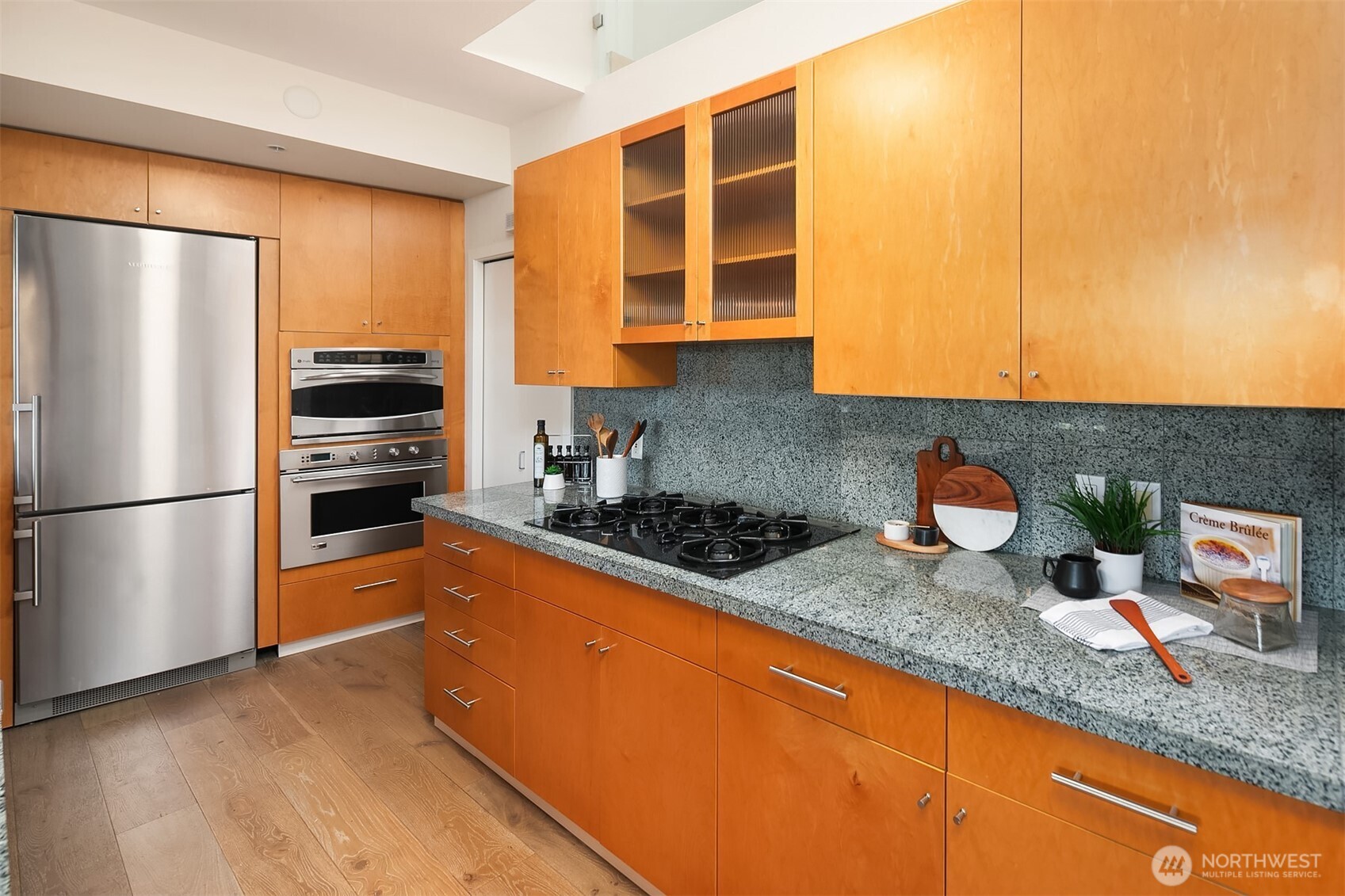 Contemporary Kitchen