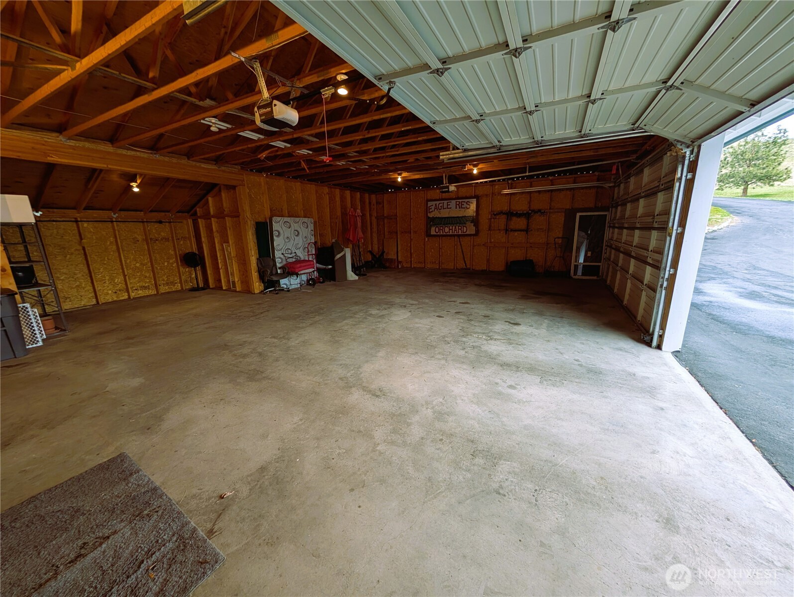 casita garage. several cars, boats, workspace, etc.