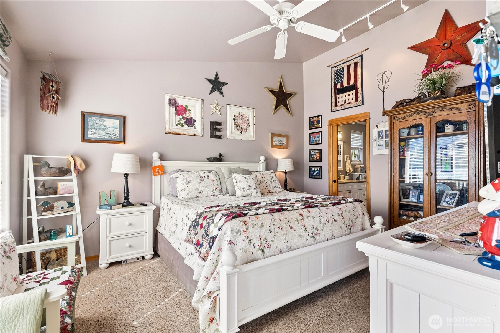 Primary 1 bedroom with gorgeous views from your bed!