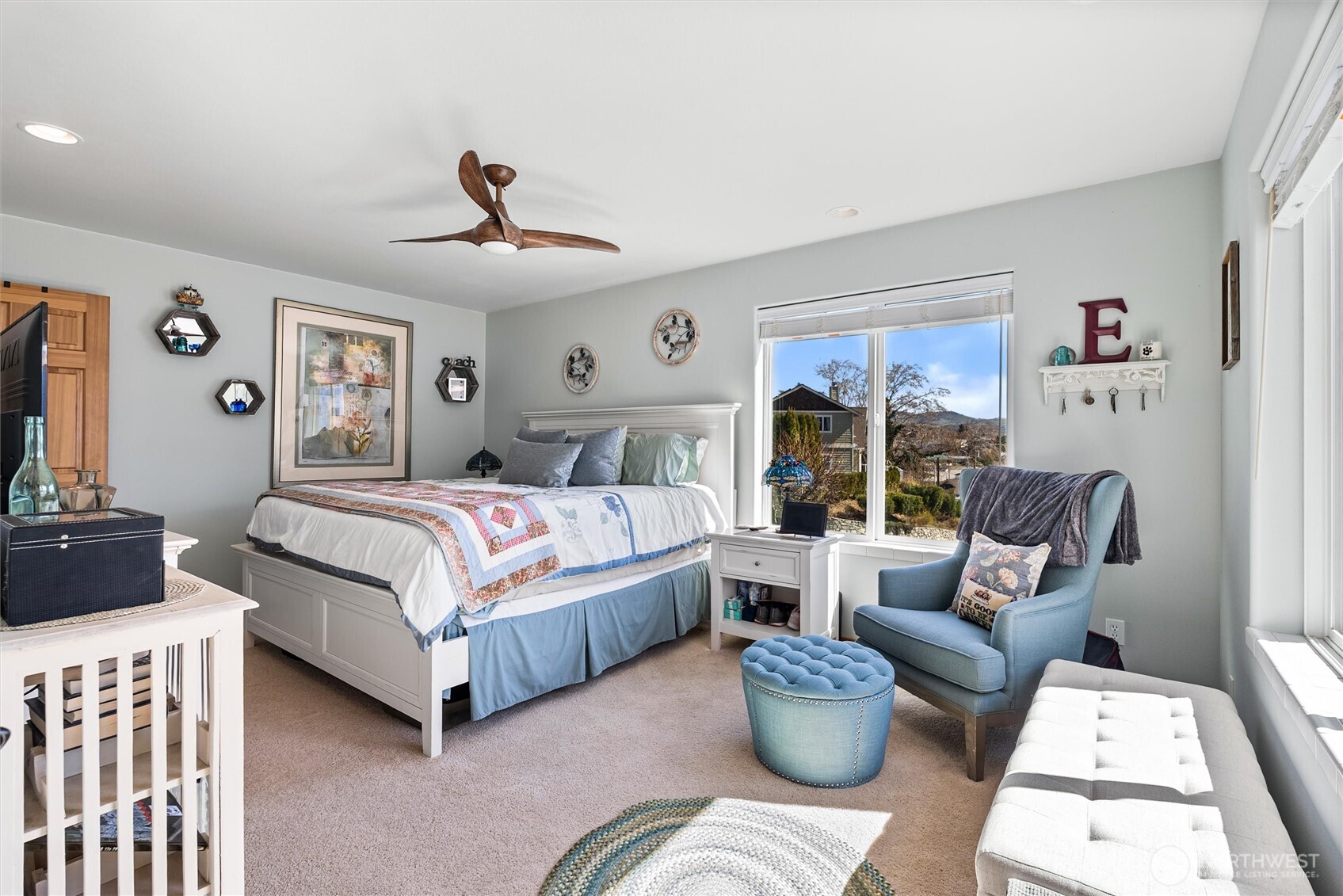 Primary 2 bedroom views are breath taking