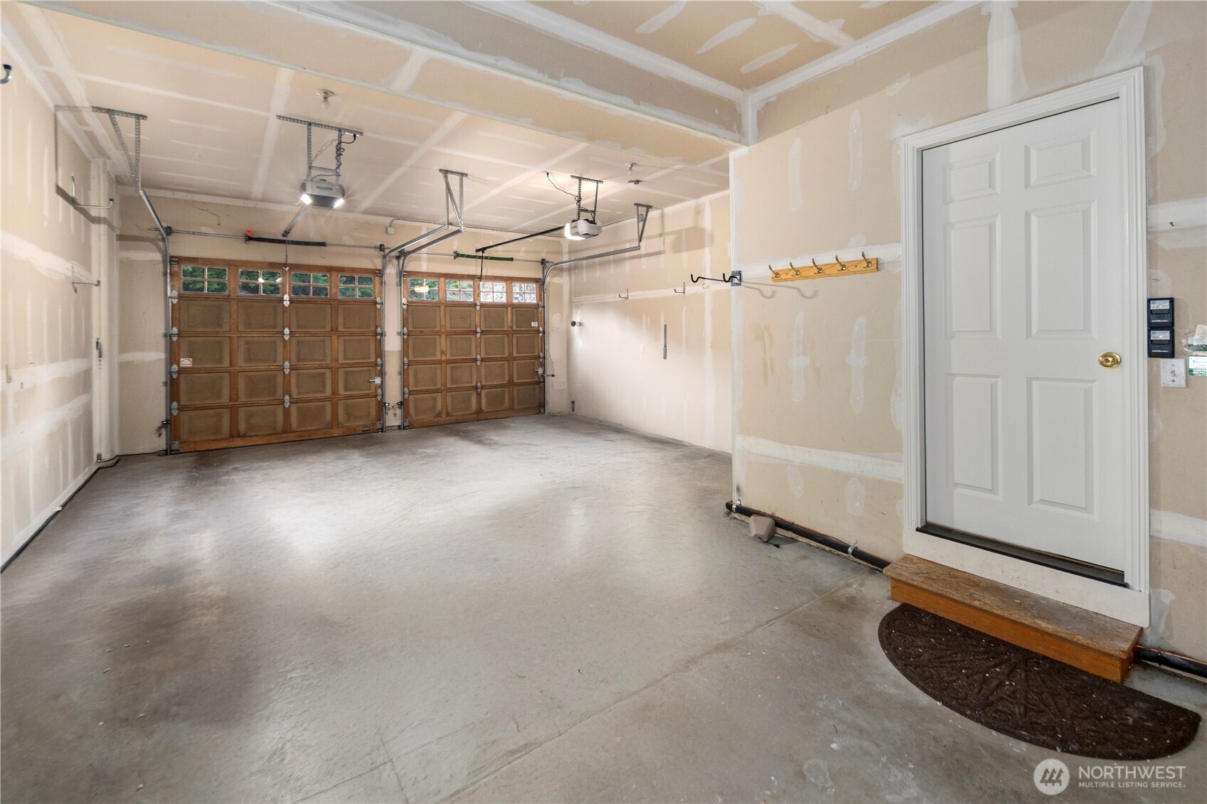 3 car (tandem) garage