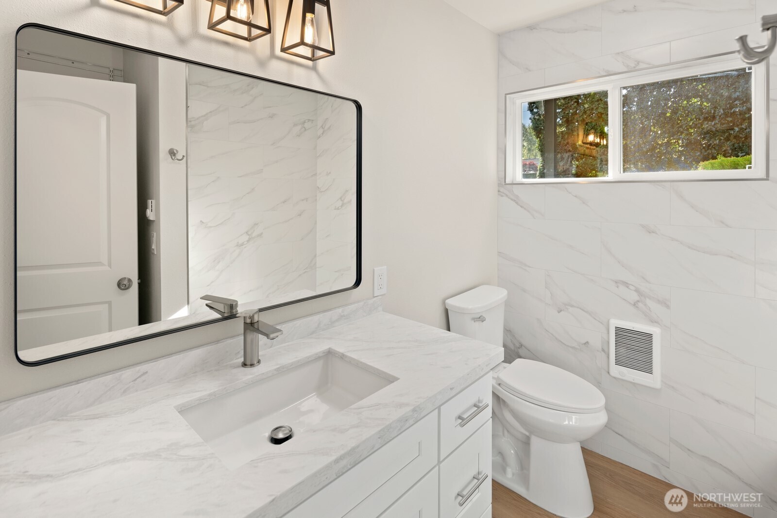 Unit C - Fully Remodeled Full Bathroom