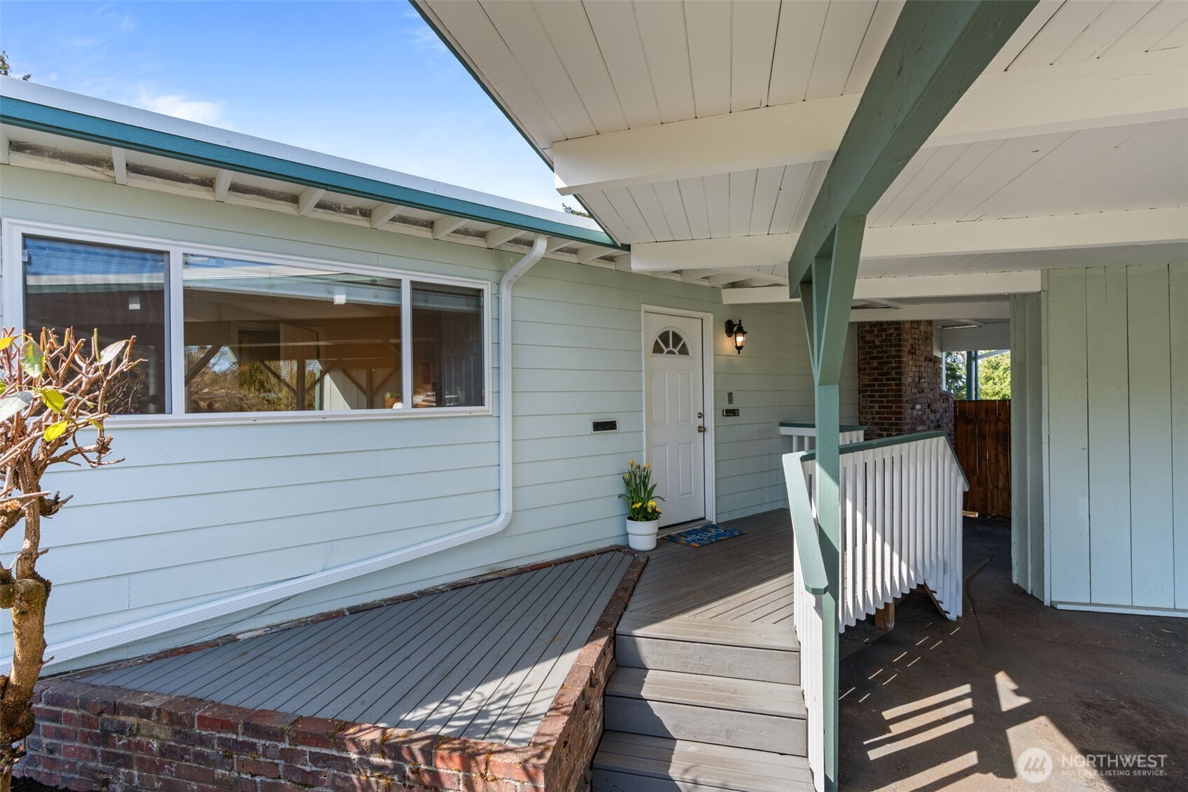 1710 North Bridgeview Drive, Tacoma, WA 98406