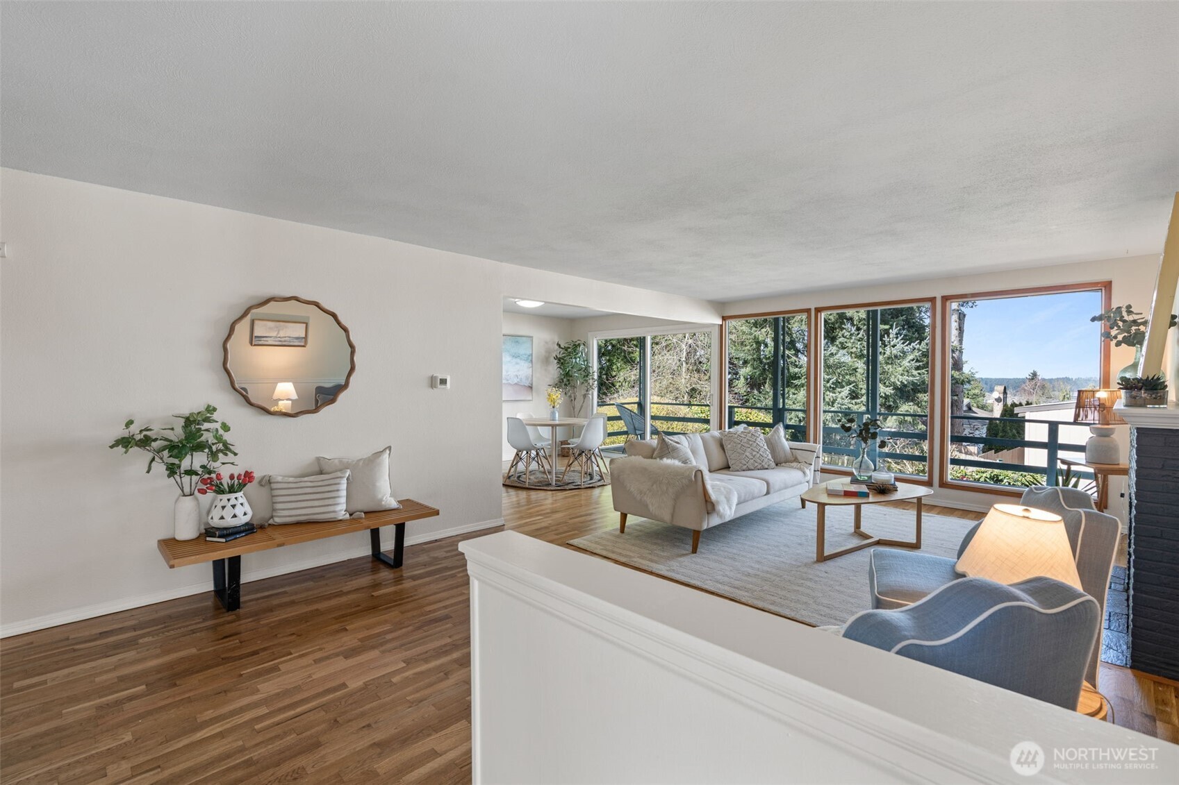 Entry  1710 North Bridgeview Drive, Tacoma, WA 98406