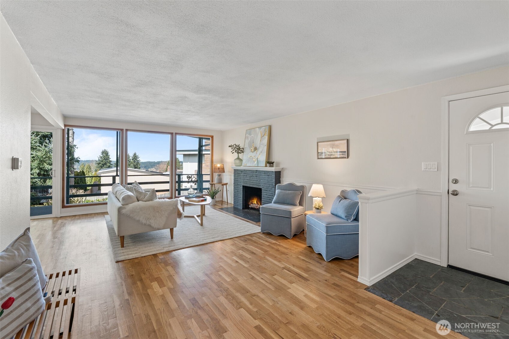 Entry & Living Room  1710 North Bridgeview Drive, Tacoma, WA 98406