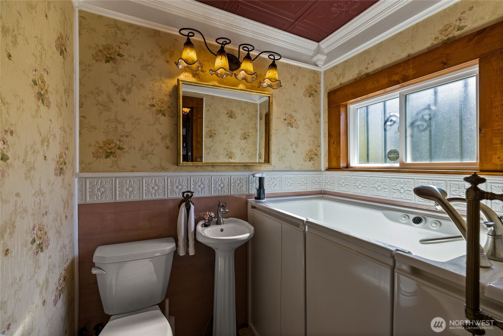 Bathroom on the main level.