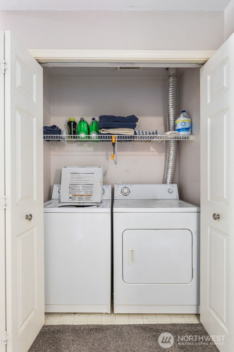 washer dryer included