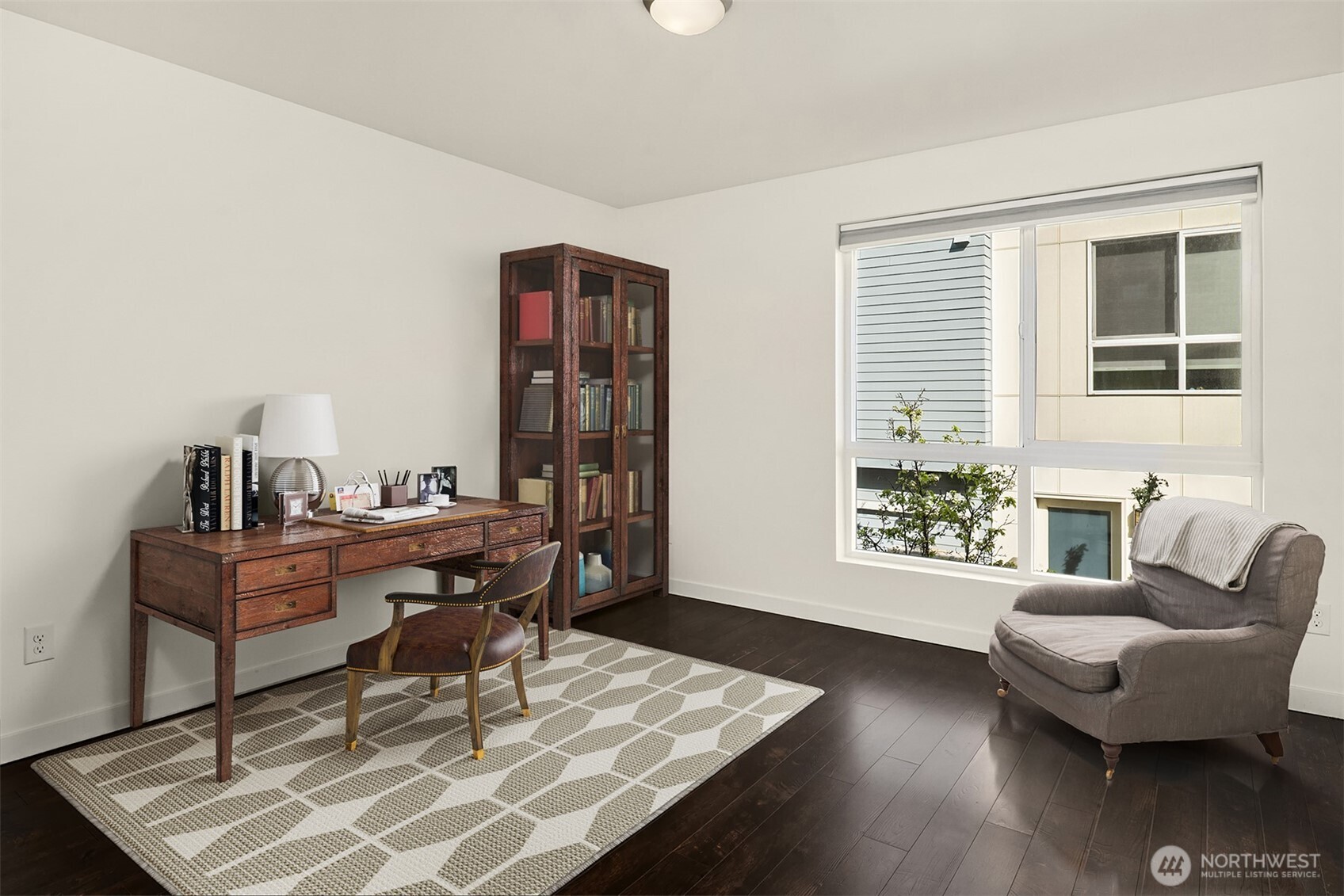 Virtually staged 2nd bedroom.