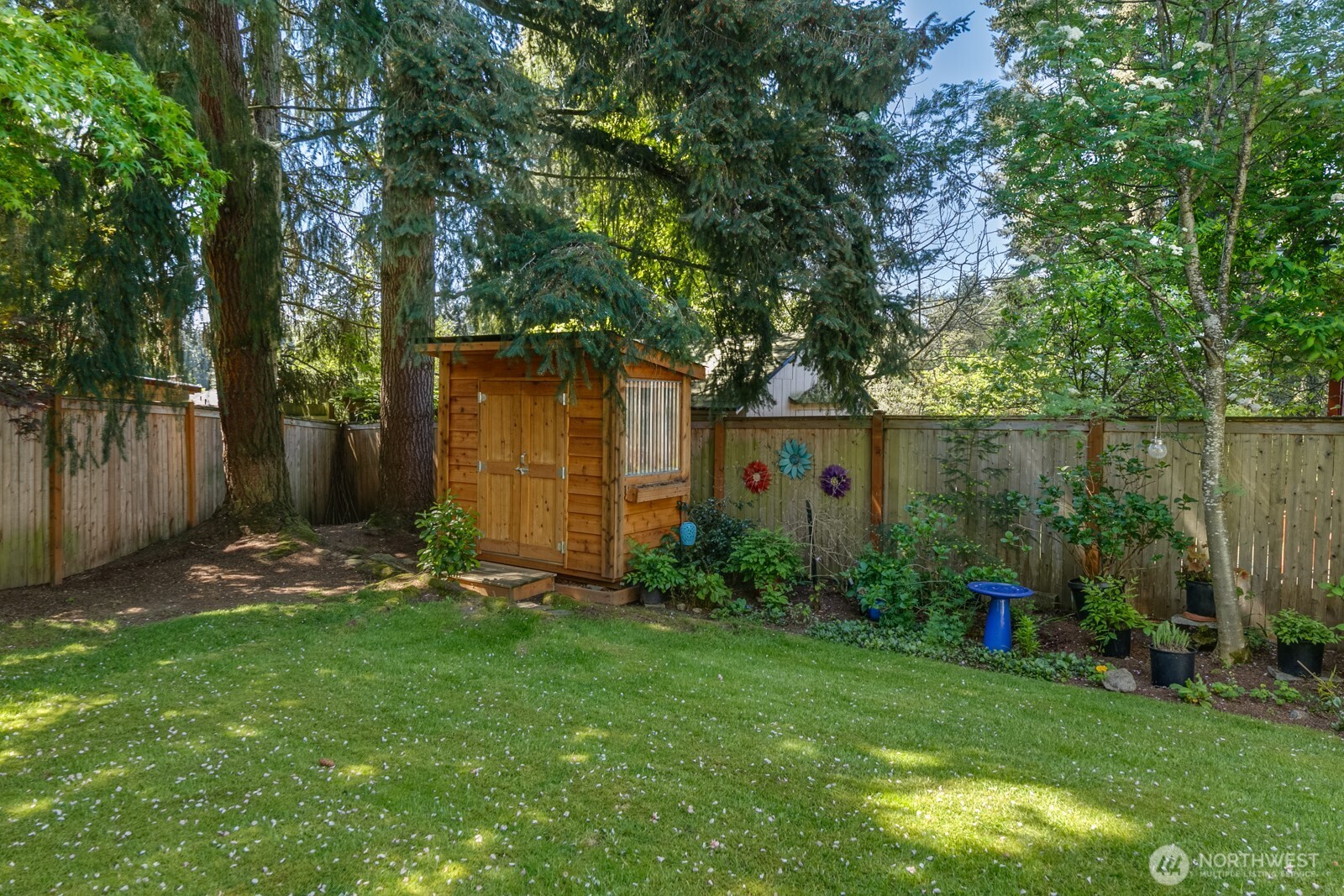 Wonderful potting/garden shed.