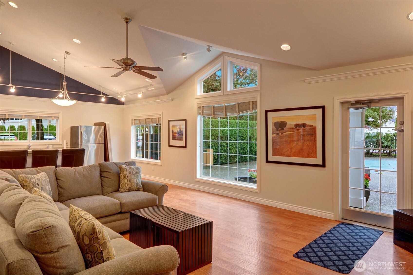 Clubhouse with Kitchenette