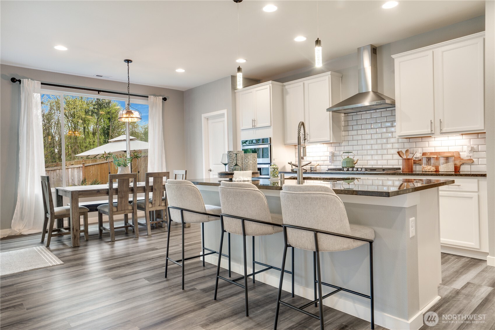 Lovely space to eat and entertain.