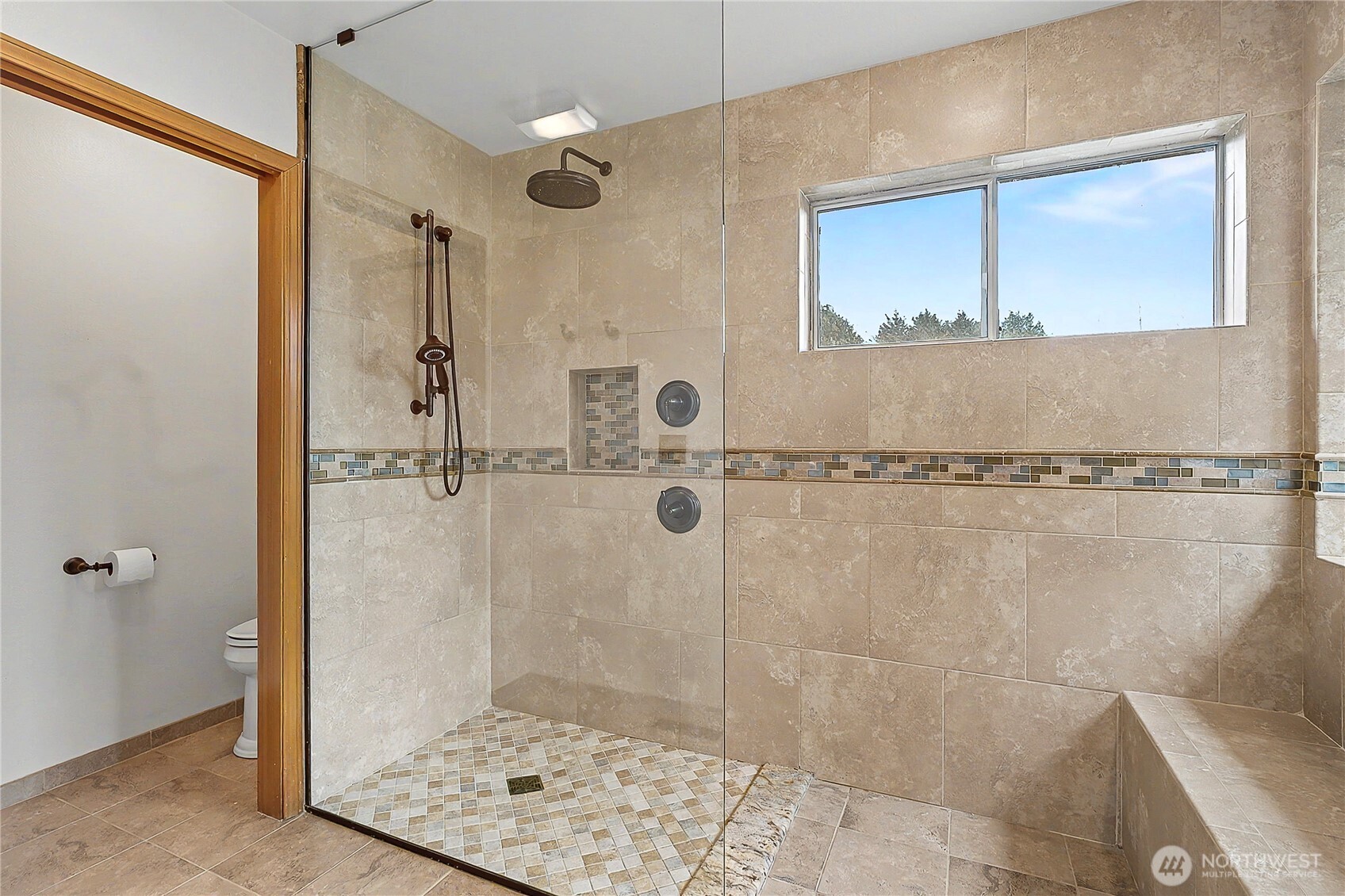 /NWM2502011/NWM2502011-19.jpg