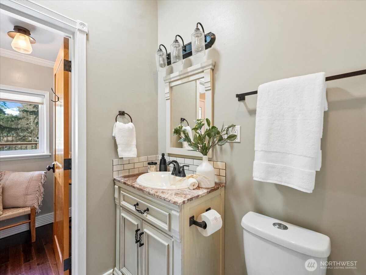 Gorgeous updates with modern fixtures