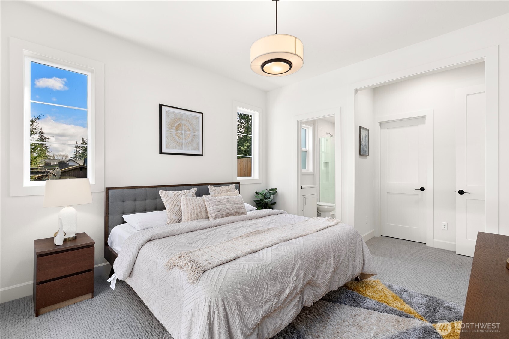 Guest En-suite downstairs