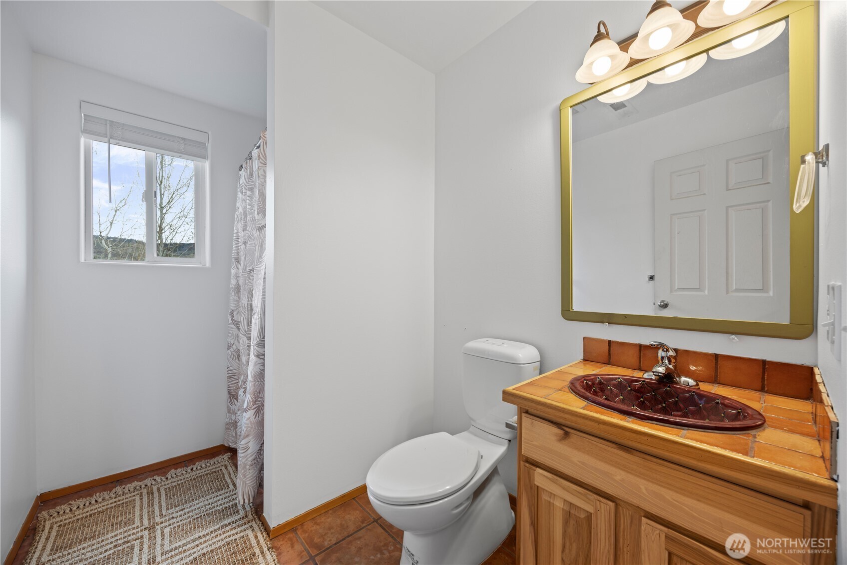 bedroom 2 on upper floor