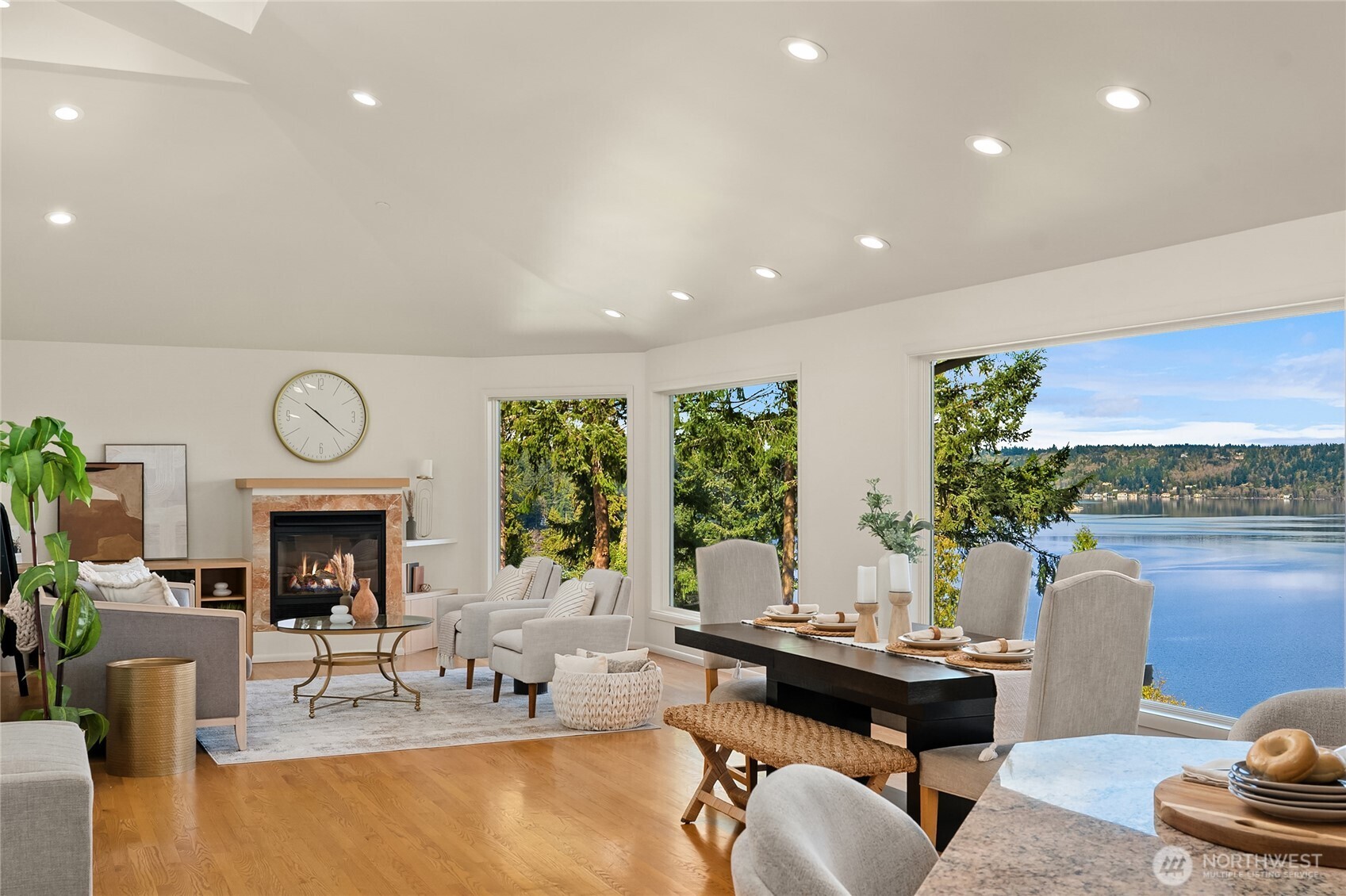 Everyday living elevated by light, views, and comfort.