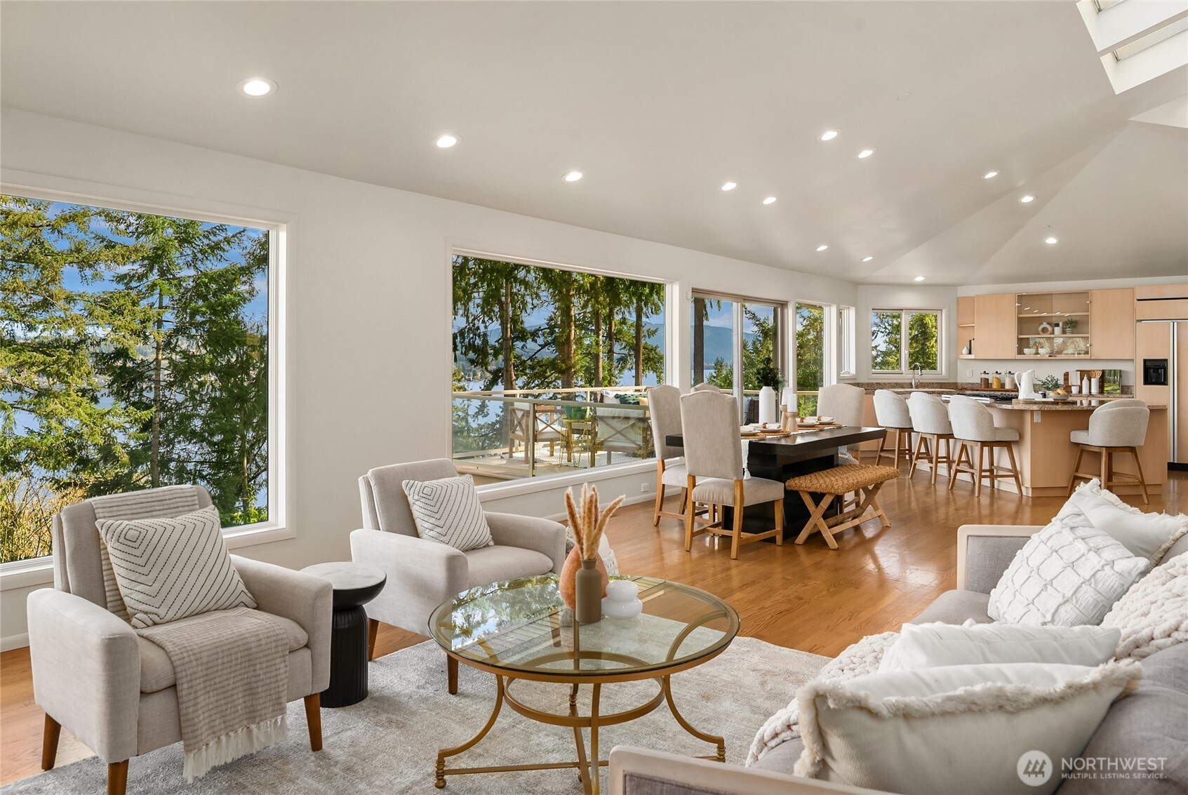 Everyday living elevated by light, views, and comfort.