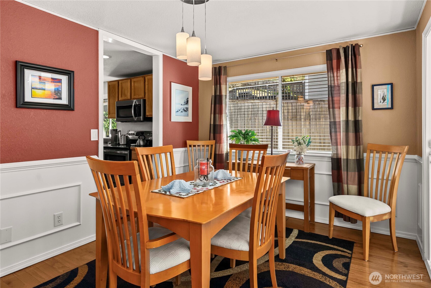 Beautiful large living room windows and vaulted ceiling for that extra tall Christmas tree