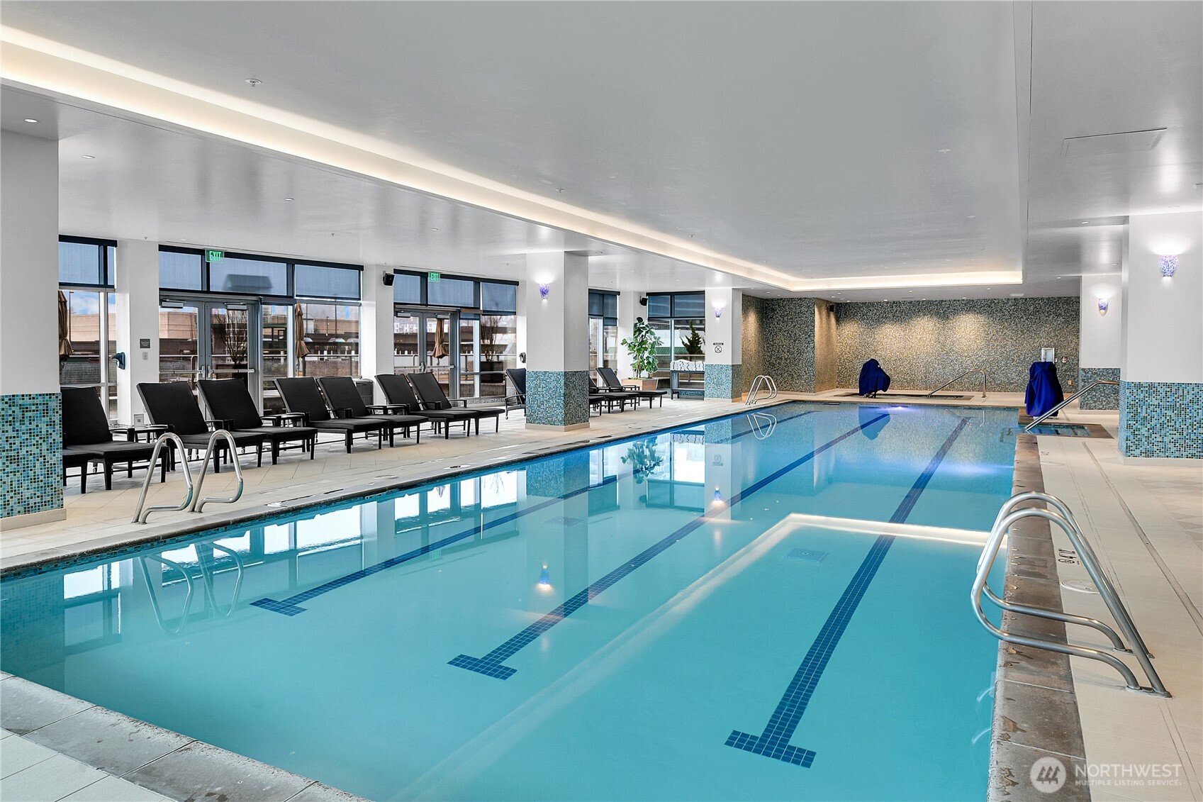 As a One Lincoln Tower resident you have access to the newly revitalized full-size heated indoor lap pool, 24/7 fitness center and relaxing hot tub located on the 4th floor, only steps from your condo door.