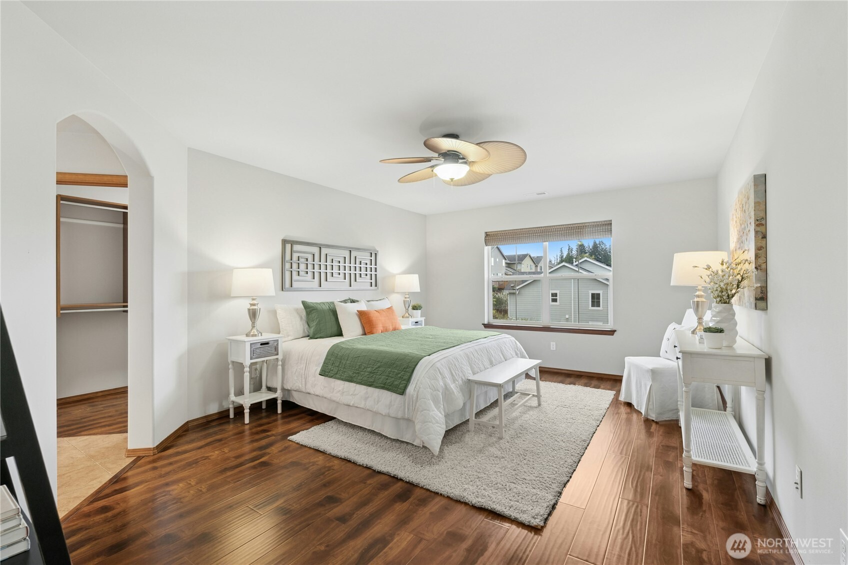 Primary with on-suite bath