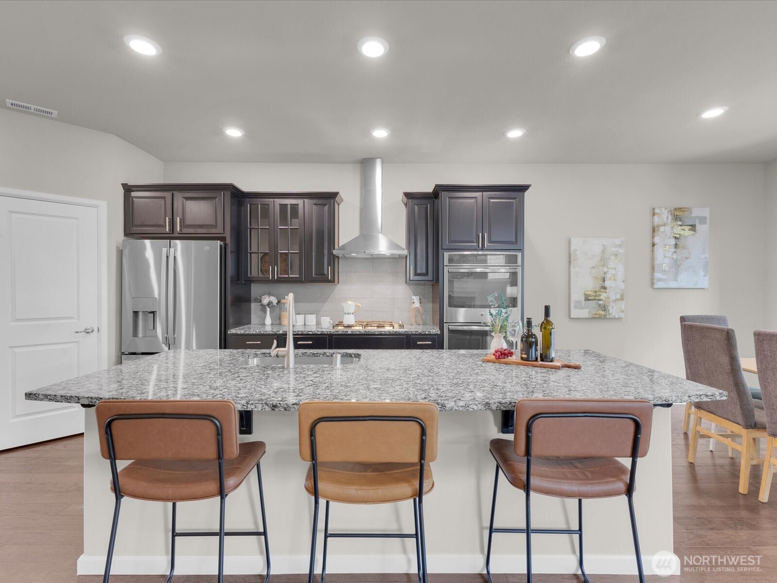 Large island with flex breakfast area