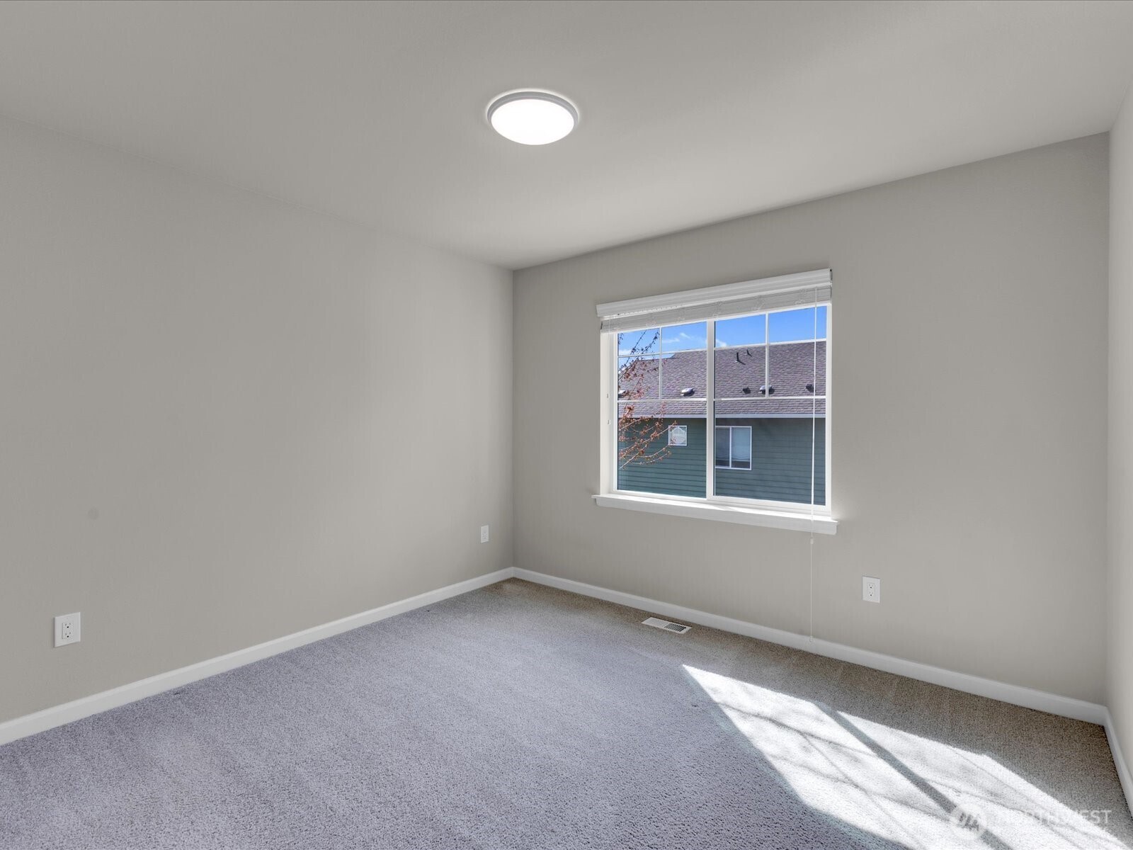 additional bedroom 1