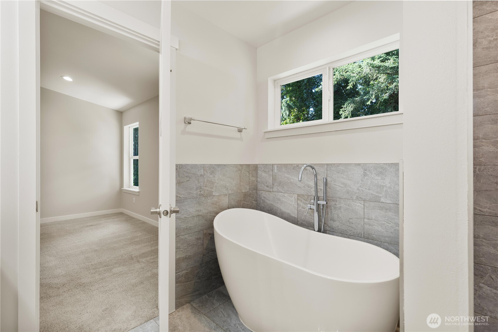 Primary freestanding Soaking Tub- ultimate relaxation