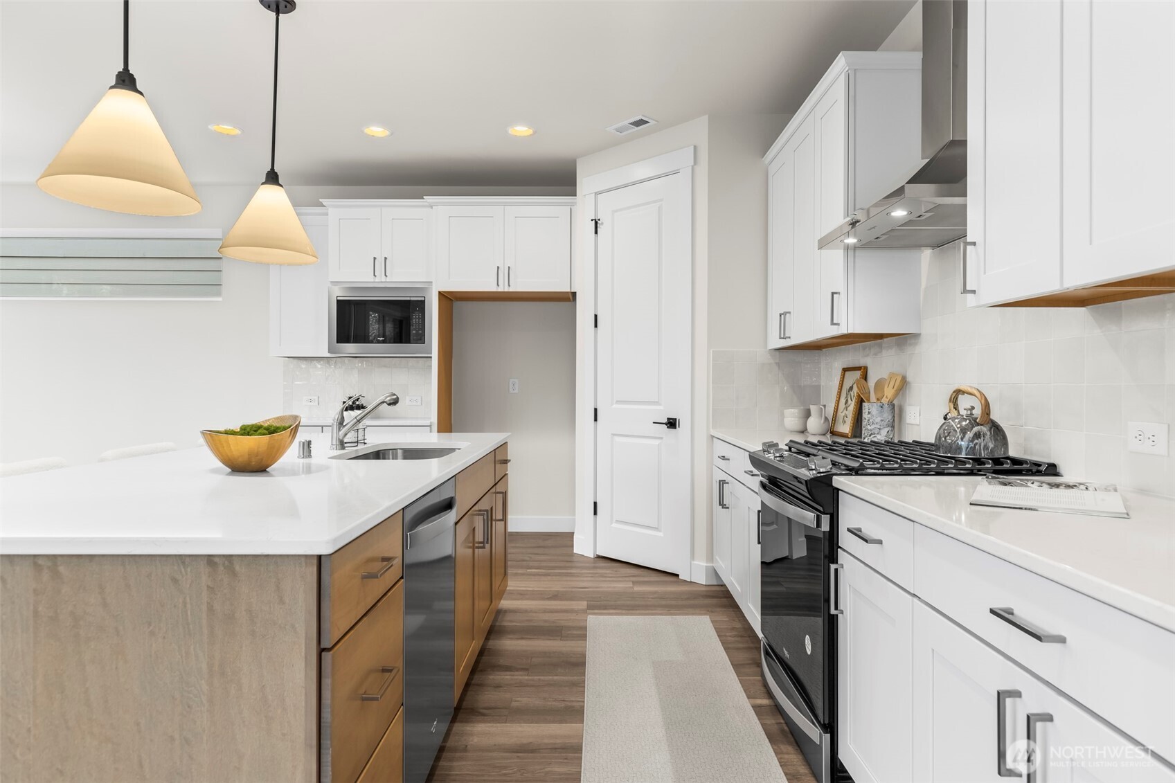 Similar Home & Floor Plan. Colors, Specs & Upgrades May Vary.