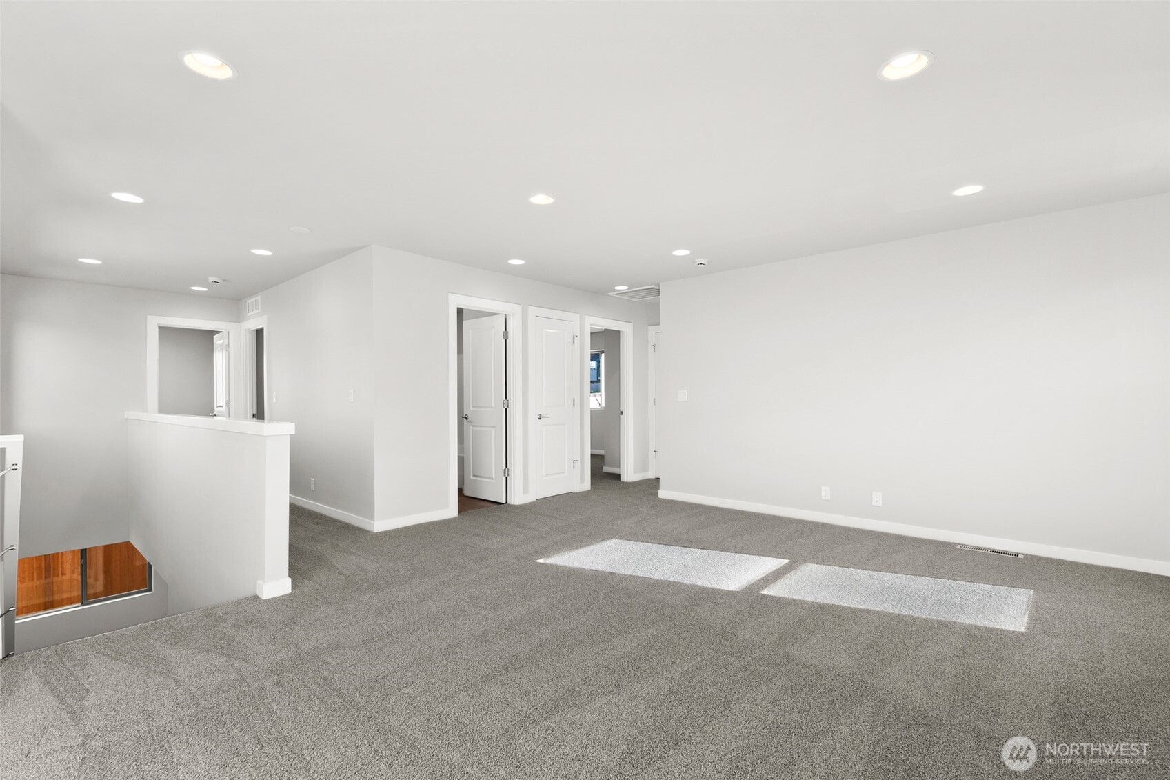 All photos are for representational purposes only. Actual finishes and colors will vary.