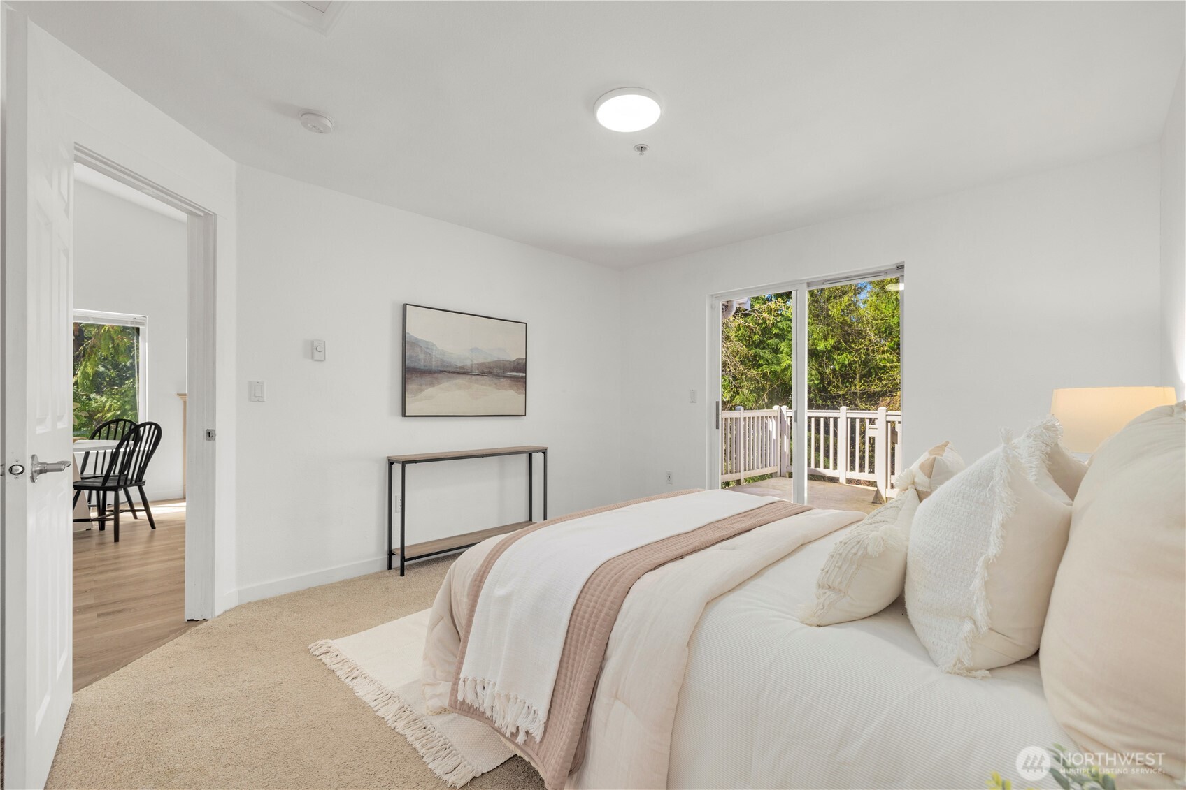 Peaceful primary suite