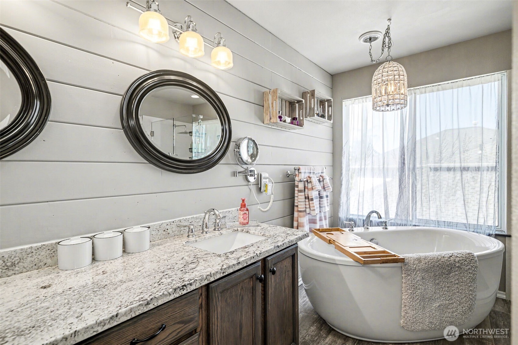 Fully updated primary bathroom