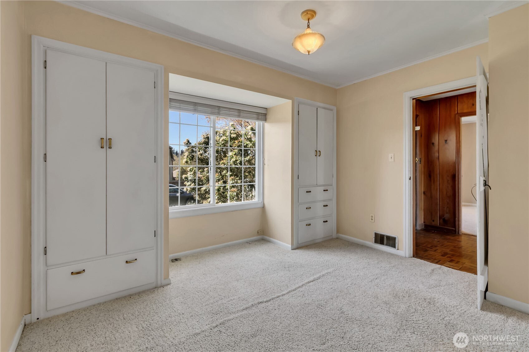 Main floor 3/4 bathroom.