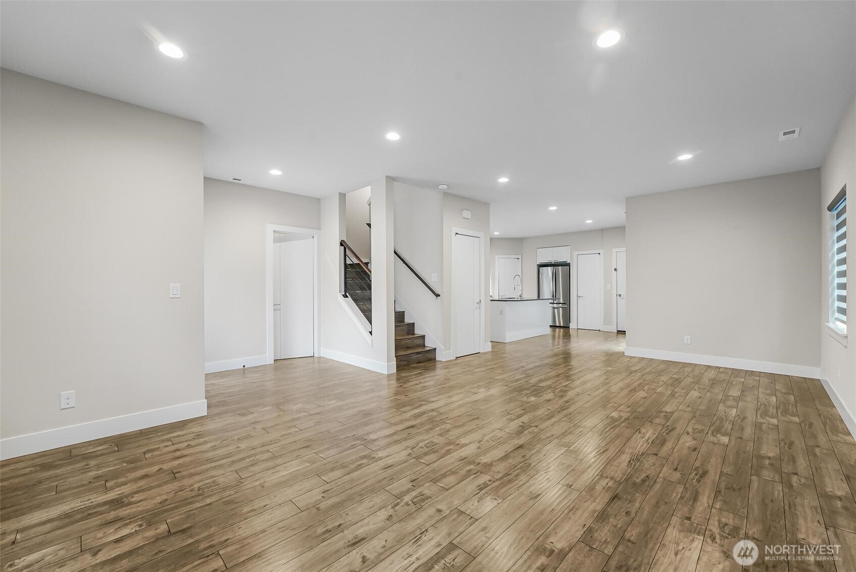 Architectural interior doors w/quarter turn door levers