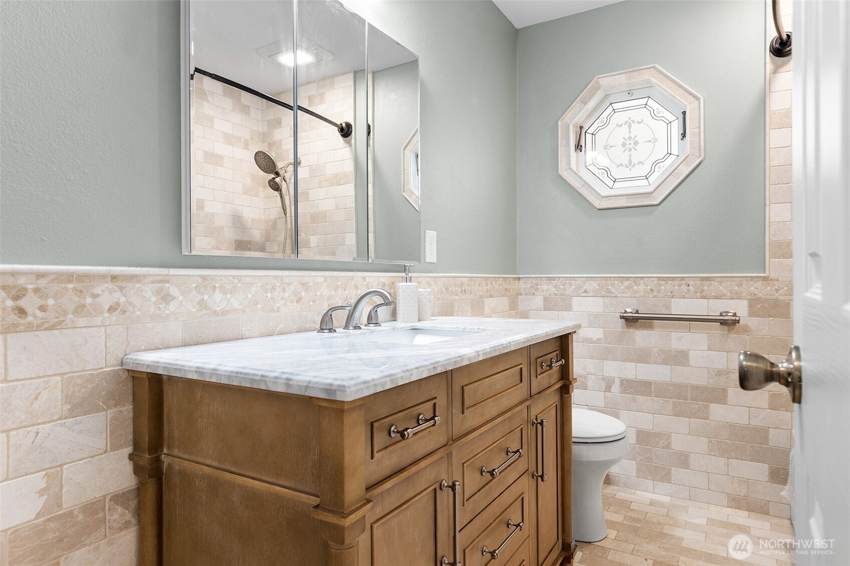 ~Gorgeous Bathroom with Marble~