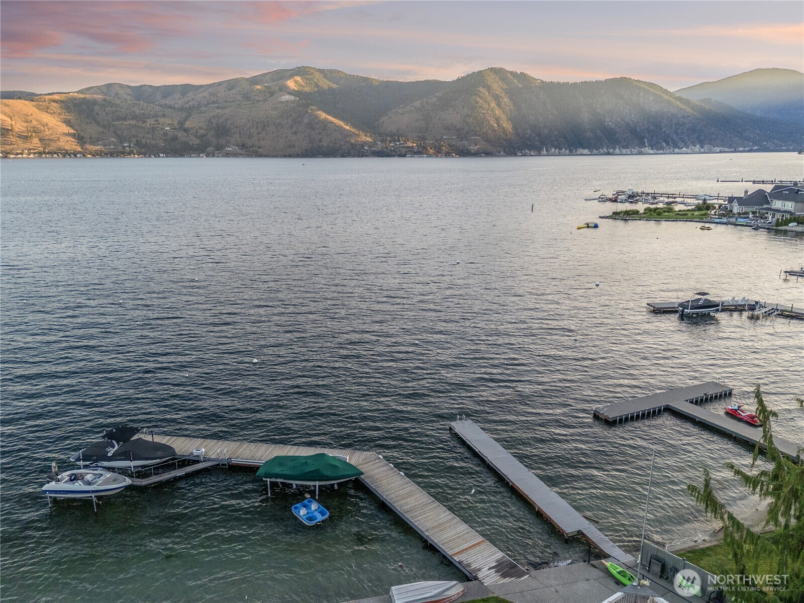 Shared dock & Buoy Boat ramp is with in 1/4 mile