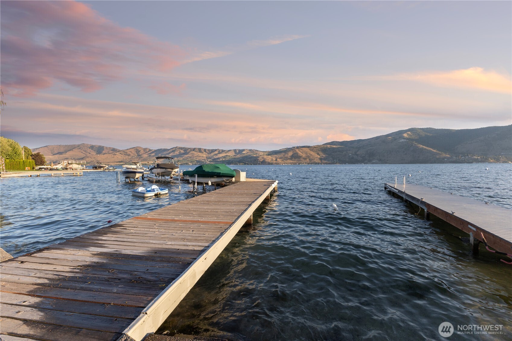 Shared dock space #1 is 10 feet beach and also your own  bouey to tie up at.