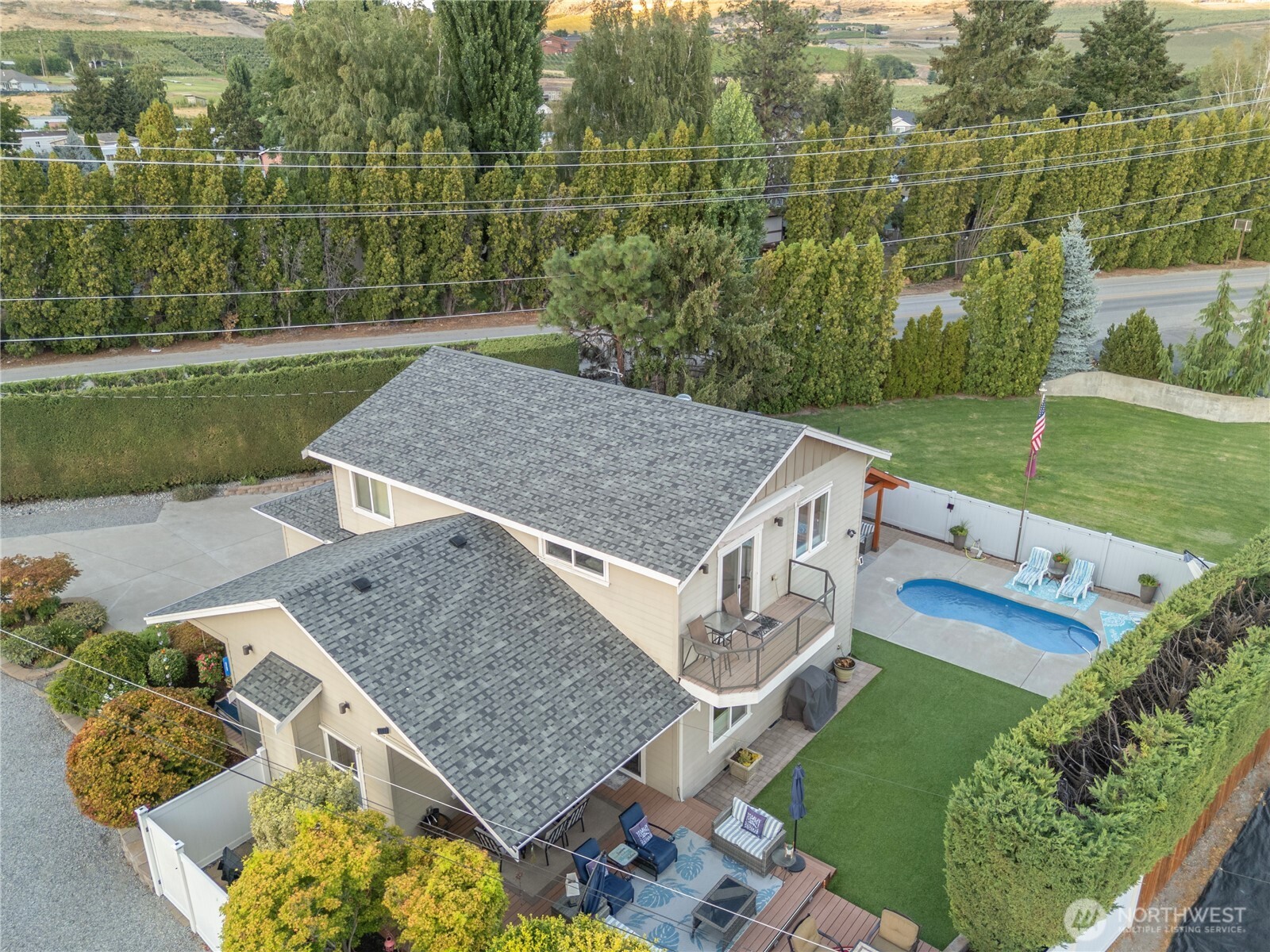 Private yard and pool