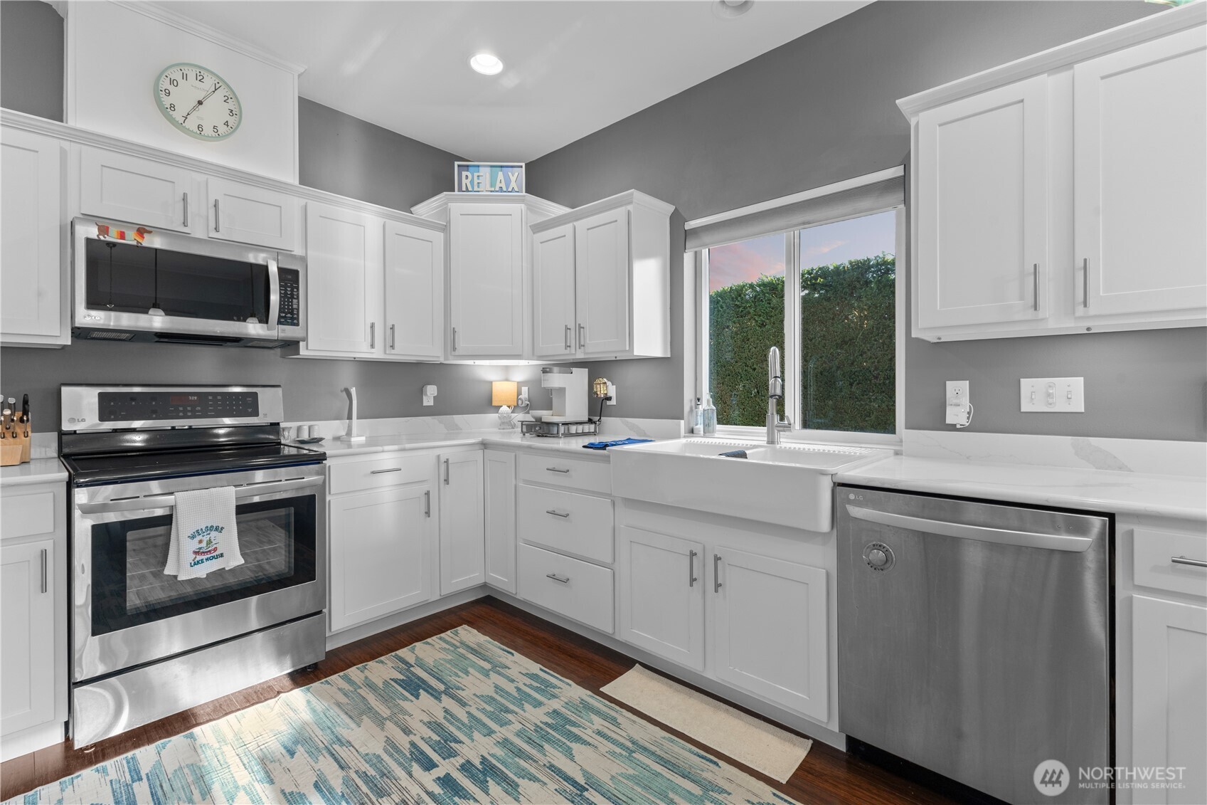 All new kitchen including new slab granite counters