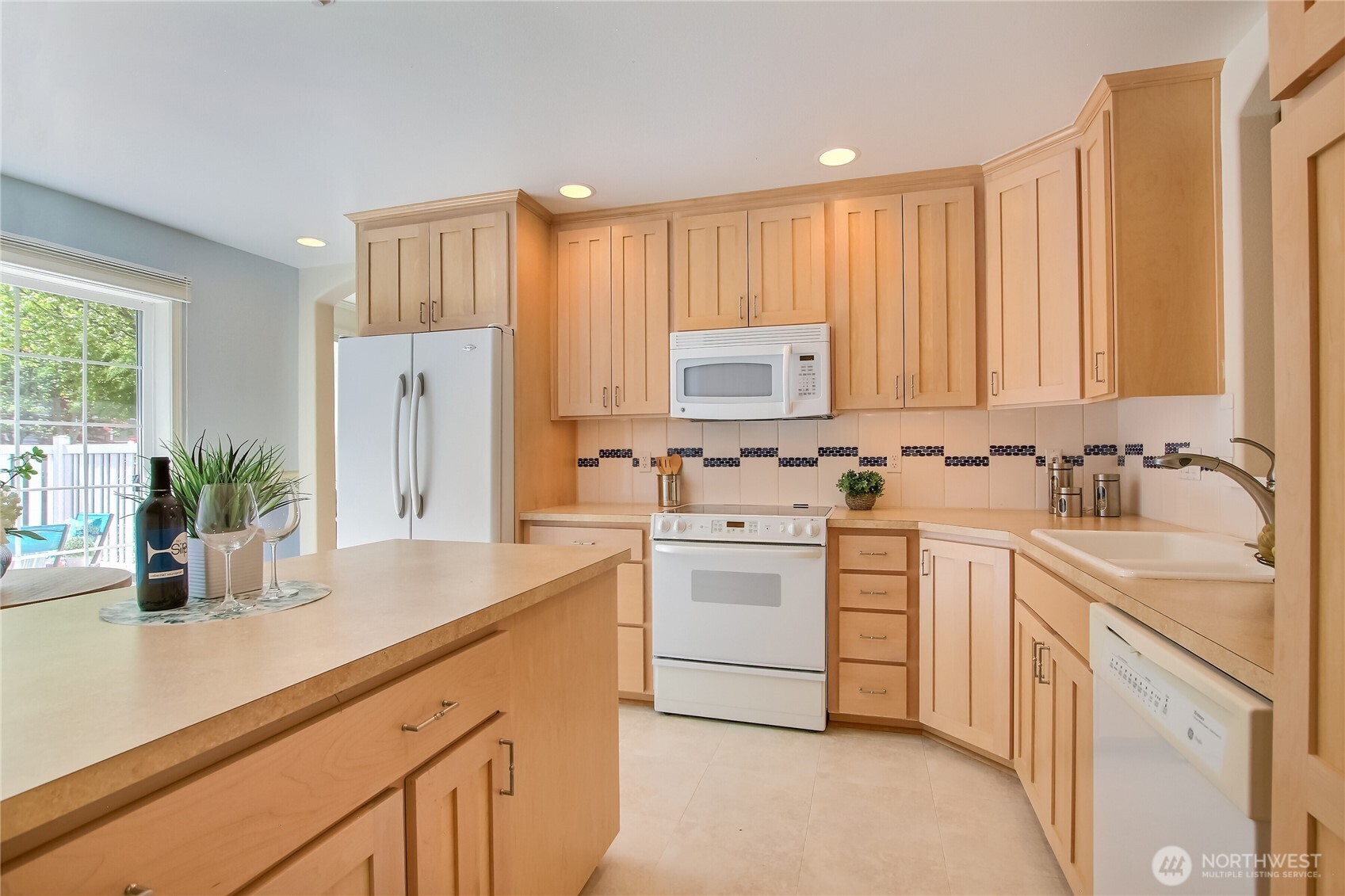 XL kitchen