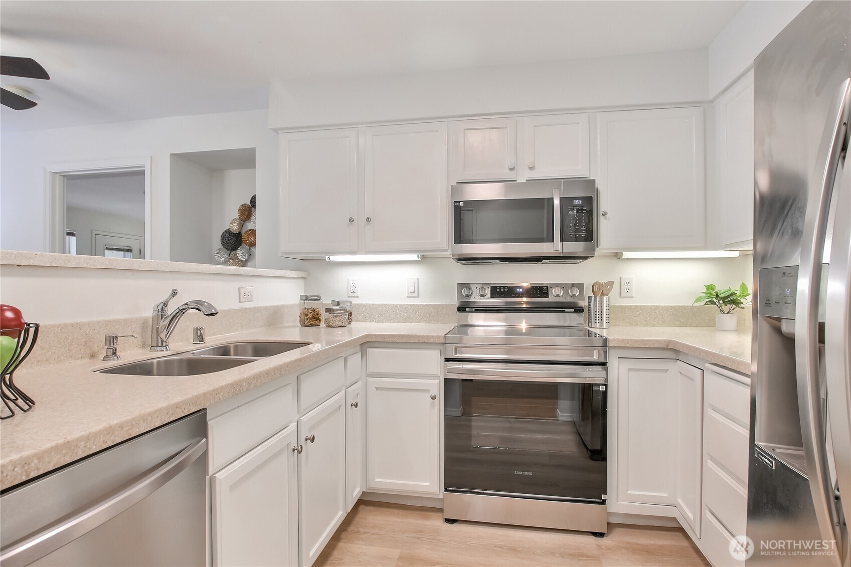 All stainless appliances.
