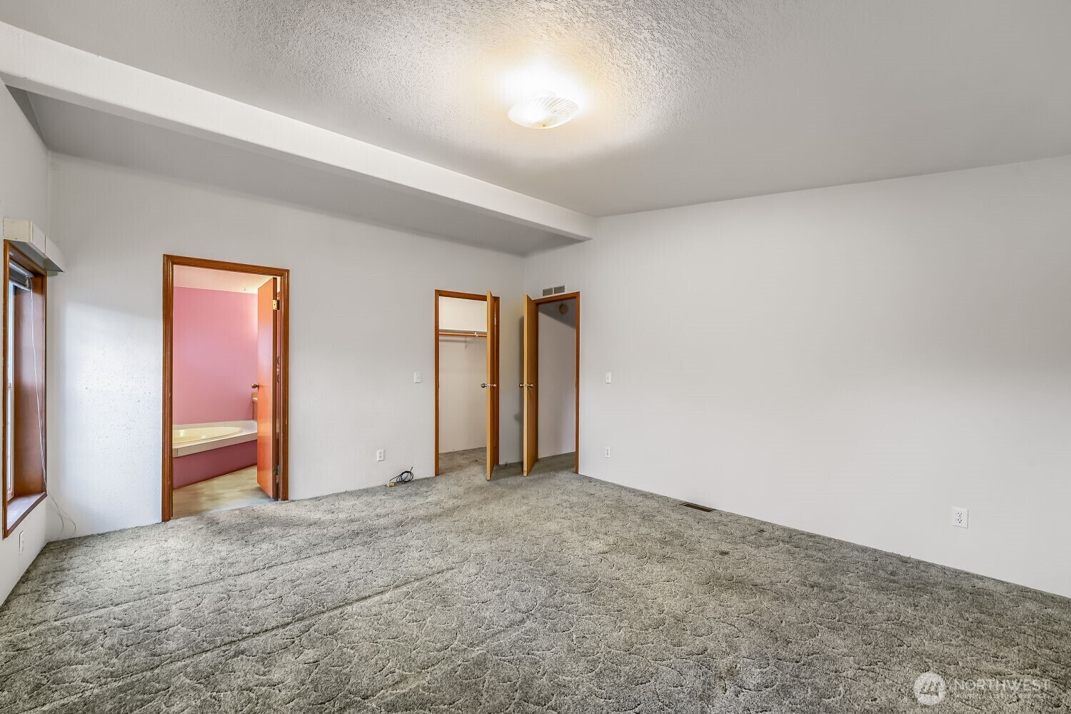 Primary Bedroom Bath Entry