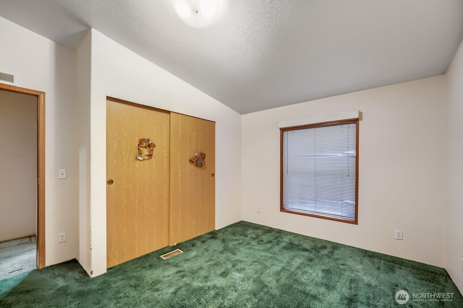 2nd Bedroom Large Closet
