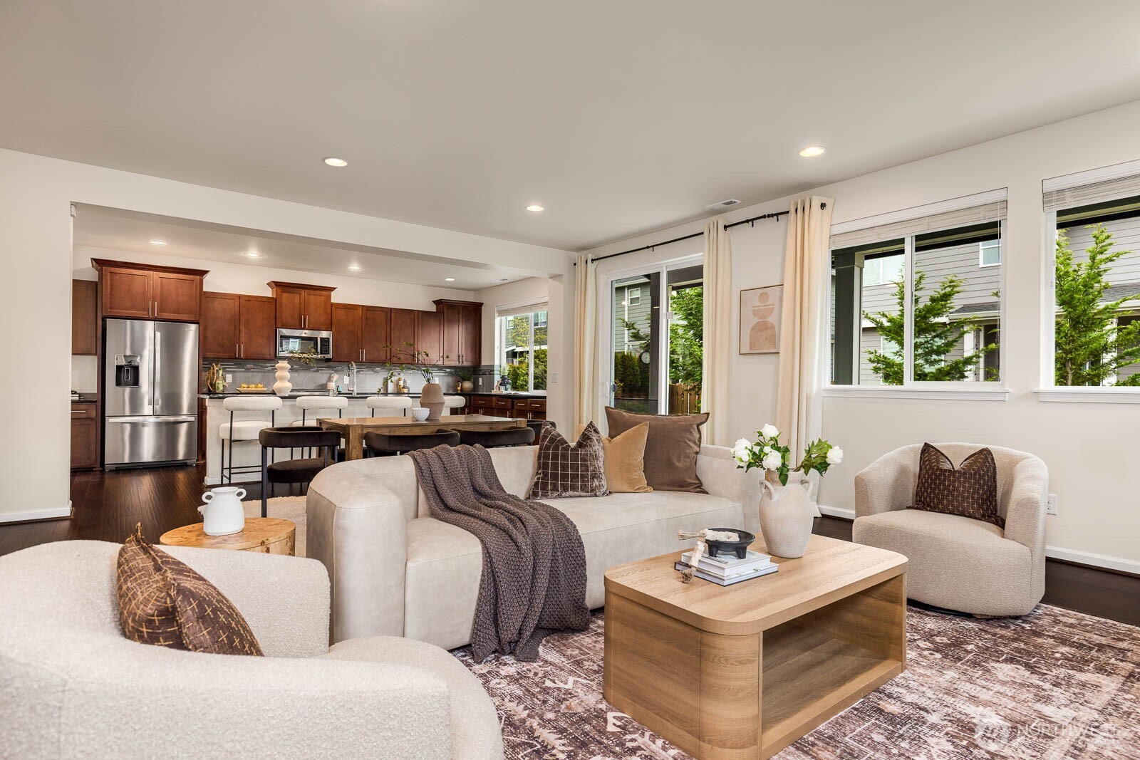 This layout is perfect for entertaining