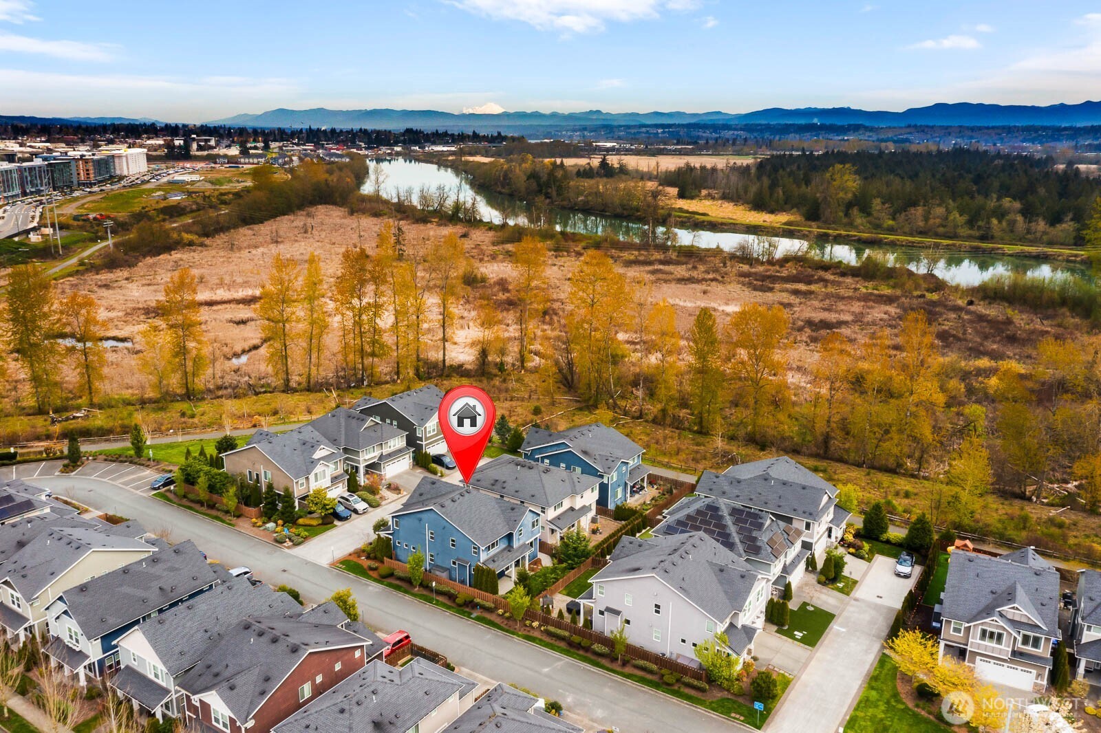 On a clear day you can see mountain peaks, winding river and rolling valleys - truly a unique location