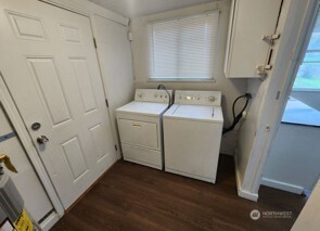 12524 Laundry