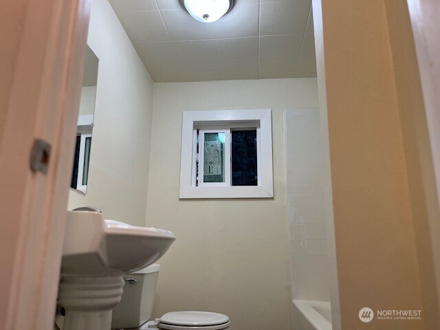 12518 Bath