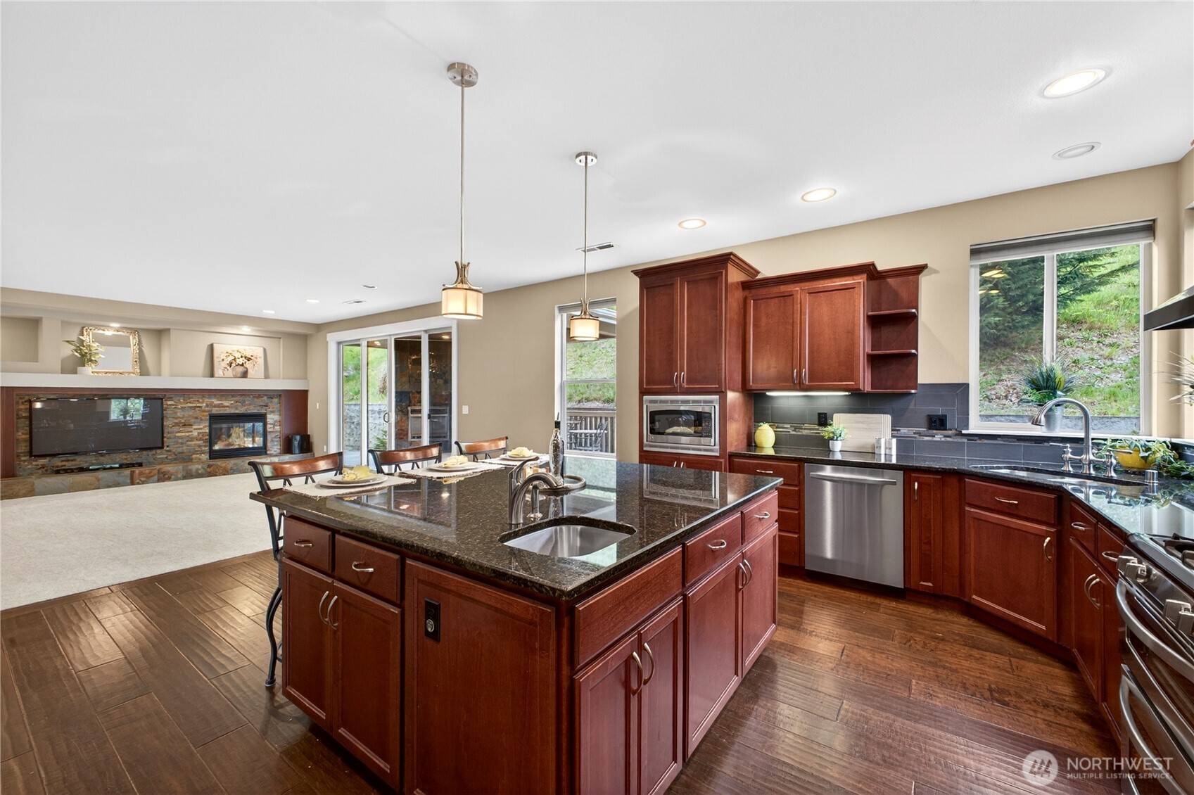 Additional view of the kitchen.