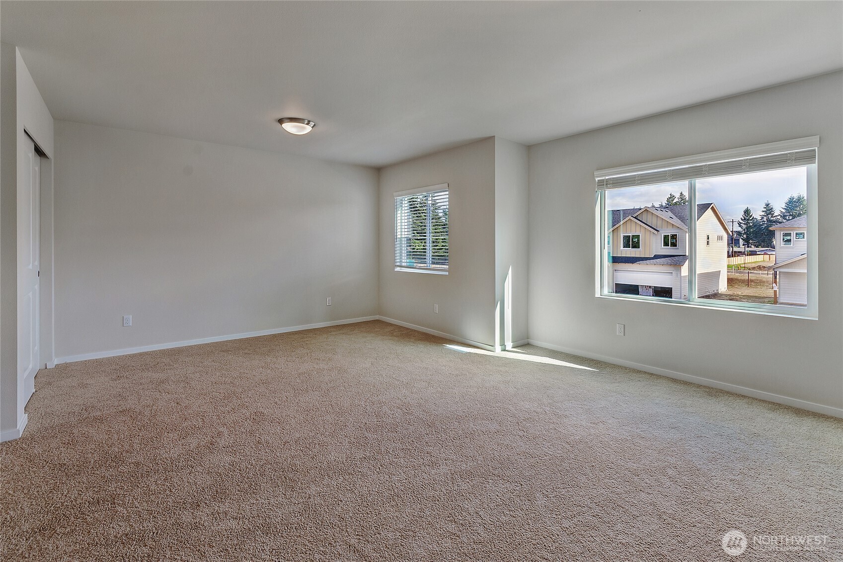 Photos are from a previously built Magnolia plan in the community. They may show a color or upgrade that is no longer available. They do demonstrate the quality materials and attention to detail that you will find in a Rush home.